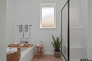 7902 Greenhill Drive, Tyler, TX 75703 - Photo 14