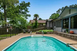 1915 Big Eddy Circle, Chandler, TX 75758 - Photo 18