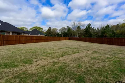 11858 Gillian Ct, Tyler, TX 75703 - Photo 24