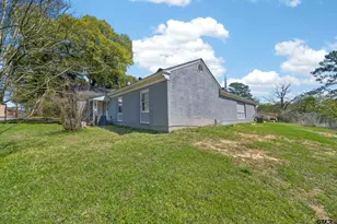 302 E S, Overton, TX 75684 - Photo 6
