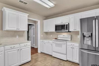 5 Oak Run, White Oak, TX 75693 - Photo 10