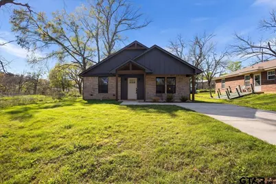 405 S Short Street, Troup, TX 75789 - Photo 2