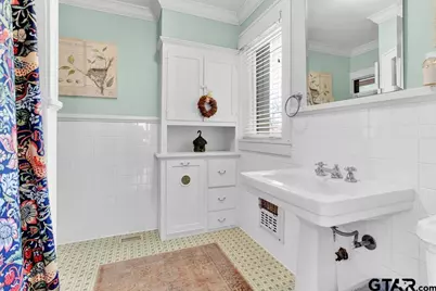 313 E Charnwood, Tyler, TX 75701 - Photo 10