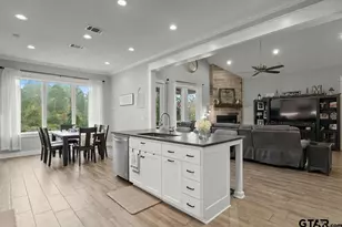 13937 Magnolia Grv, Lindale, TX 75771 - Photo 6