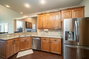 104 Glen Rose Trail, White Oak, TX 75693 - Photo 14