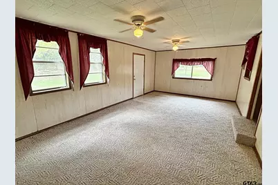 2431 N Jefferson, Mount Pleasant, TX 75455 - Photo 10