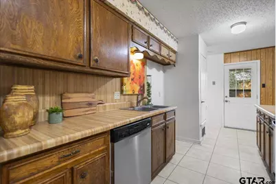 207 Grass Knoll Drive, Hideaway, TX 75771 - Photo 12