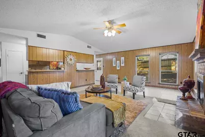 207 Grass Knoll Drive, Hideaway, TX 75771 - Photo 10