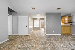 3631 Andrea St, Longview, TX 75604 - Photo 10