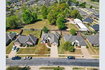 16542 Milwood Pl, Tyler, TX 75703 - Photo 4