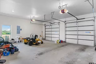 1461 Vz County Road 4607, Ben Wheeler, TX 75754 - Photo 32