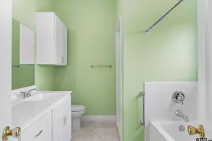 1461 Vz County Road 4607, Ben Wheeler, TX 75754 - Photo 22