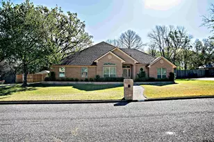 111 Lonnie Dr, Athens, TX 75751 - Photo 1