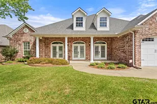 2123 Evansburg Ln, Tyler, TX 75703 - Photo 2