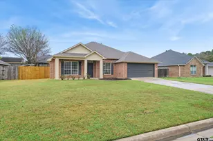 1811 Ruby Cove, Whitehouse, TX 75791 - Photo 2