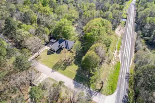 18716 Oakbrook, Tyler, TX 75703 - Photo 2