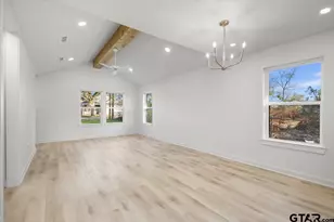 919 Duckenfield Ave, Tyler, TX 75701 - Photo 10