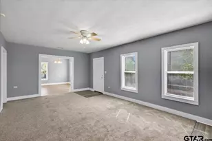 924 Head St, Palestine, TX 75801 - Photo 4