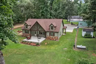 297 Hilltop Rd, Crockett, TX 75835 - Photo 4