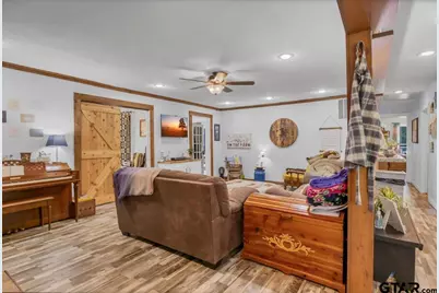 14325 County Road 2141, Troup, TX 75789 - Photo 18