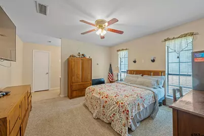 7715 State Hwy 64, Ben Wheeler, TX 75754 - Photo 14