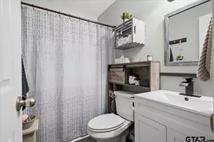 289 Acapulco Rd, Jefferson, TX 75657 - Photo 18