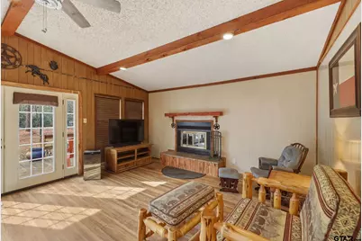 1048 W Holly Trl, Holly Lake Ranch, TX 75765 - Photo 6