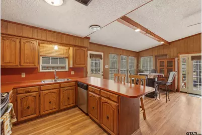 1048 W Holly Trl, Holly Lake Ranch, TX 75765 - Photo 12