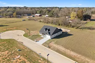 105 W Teal Dr, Troup, TX 75789 - Photo 32