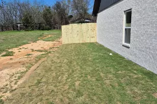 105 W Teal Dr, Troup, TX 75789 - Photo 18