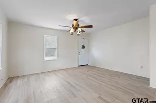 107 Mallory, Lindale, TX 75771 - Photo 16