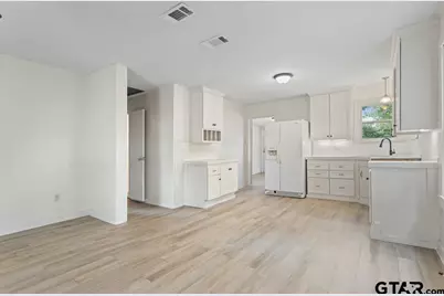 107 Mallory, Lindale, TX 75771 - Photo 18