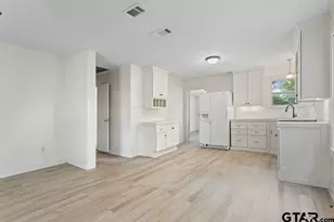 107 Mallory, Lindale, TX 75771 - Photo 18