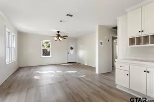 107 Mallory, Lindale, TX 75771 - Photo 14