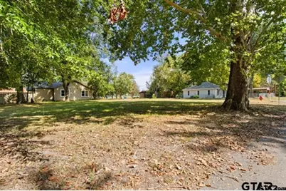 111 Mallory, Lindale, TX 75771 - Photo 4