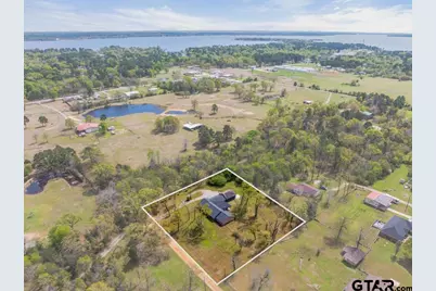 1887 Shiloh Estates Rd, Chandler, TX 75758 - Photo 2