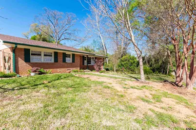 2111 Woodhaven Dr, Tyler, TX 75701 - Photo 2