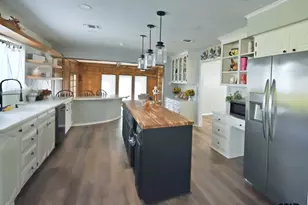 802 W Coke Rd, Winnsboro, TX 75494 - Photo 22