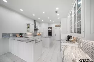 6601 Hollytree Cir, Tyler, TX 75703 - Photo 4