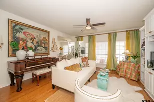 5401 Hollytree Dr, Tyler, TX 75703 - Photo 10