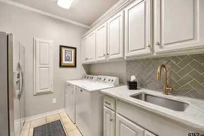 1413 Holly Creek Dr, Tyler, TX 75703 - Photo 32
