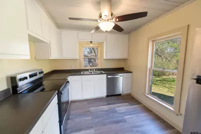 615 Holbrook St., Mt Vernon, TX 75457 - Photo 14