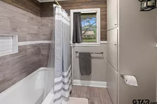 725 W Blair St, Mineola, TX 75773 - Photo 20