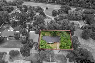 725 W Blair St, Mineola, TX 75773 - Photo 2