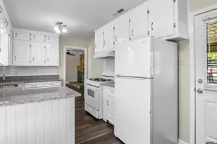 2114 Woodhaven, Tyler, TX 75701 - Photo 14