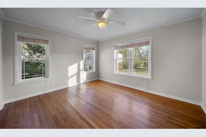 604 E Pennsylvania Ave, Van, TX 75790 - Photo 18
