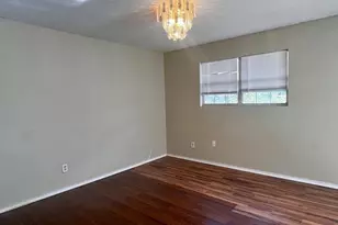 227 S McWhorter, Mineola, TX 75773 - Photo 2