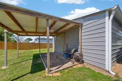 20766 Joe Paul, Chandler, TX 75758 - Photo 42