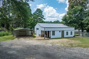 240 Private Rd 5515, Palestine, TX 75801 - Photo 2