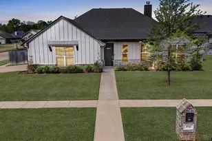 814 Charlie, Whitehouse, TX 75791 - Photo 1